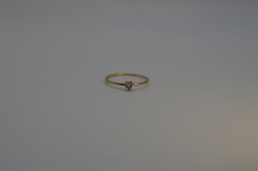 Anillo de Corazón en Oro con Zirconia