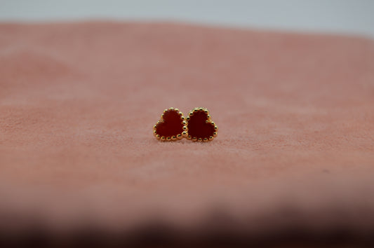 Corazón esmaltado rojo