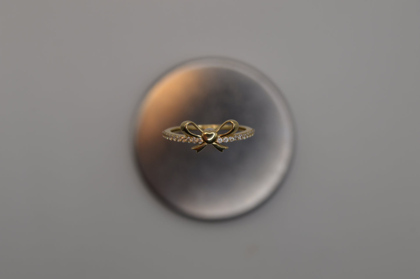 Anillo corazón moño