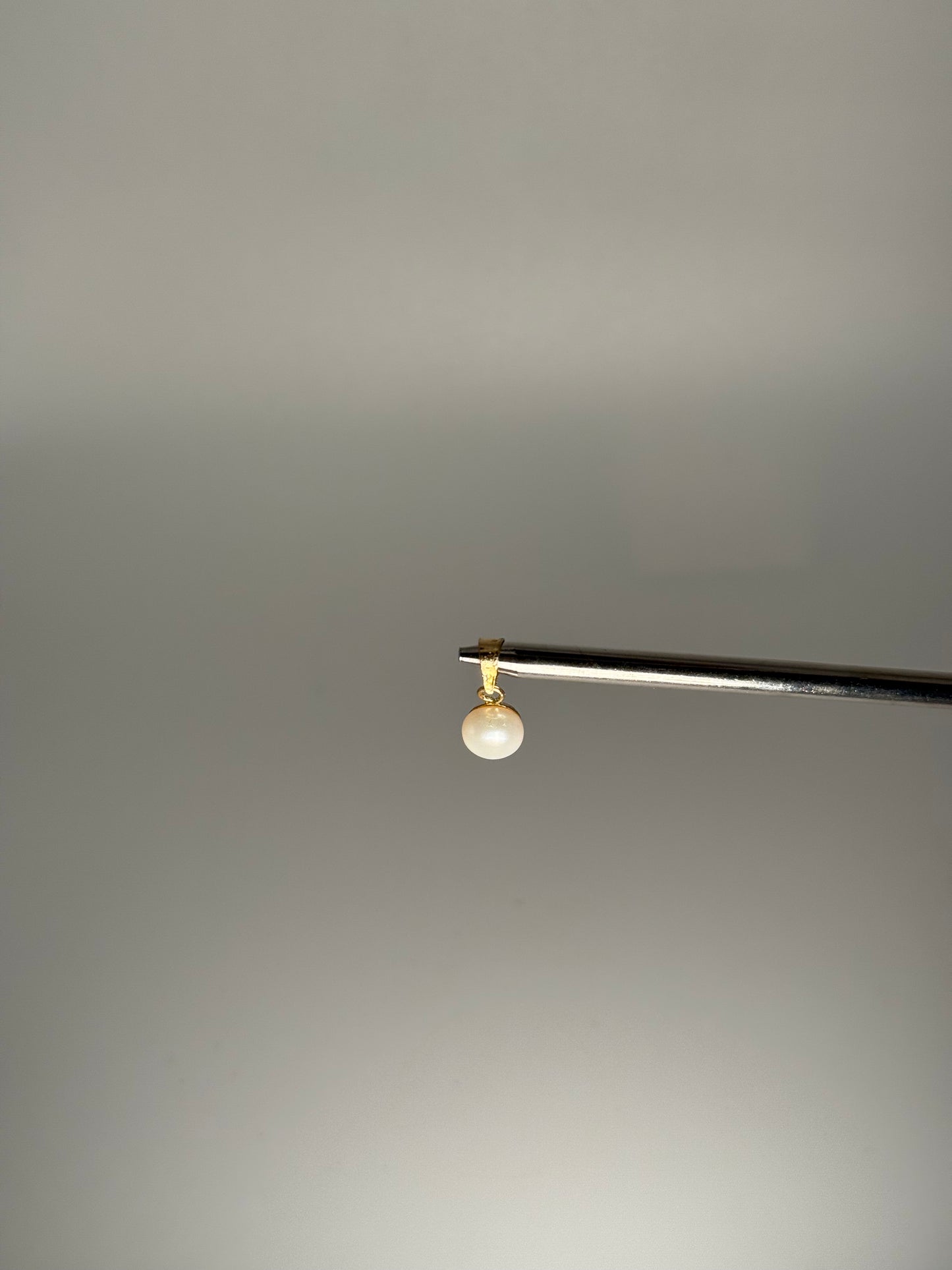 Dije de perla natural Oro 10k