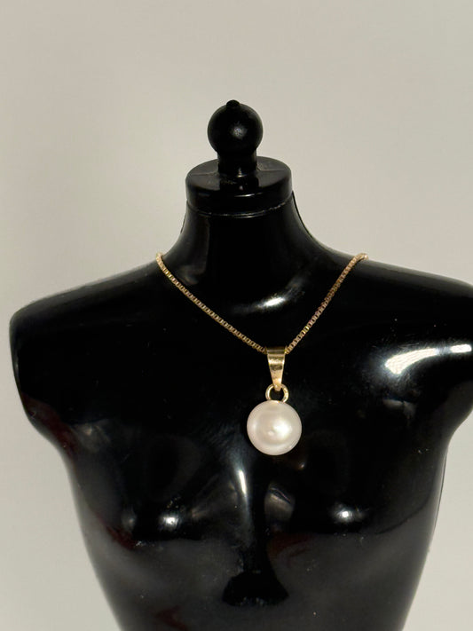 Dije de perla natural Oro 10k