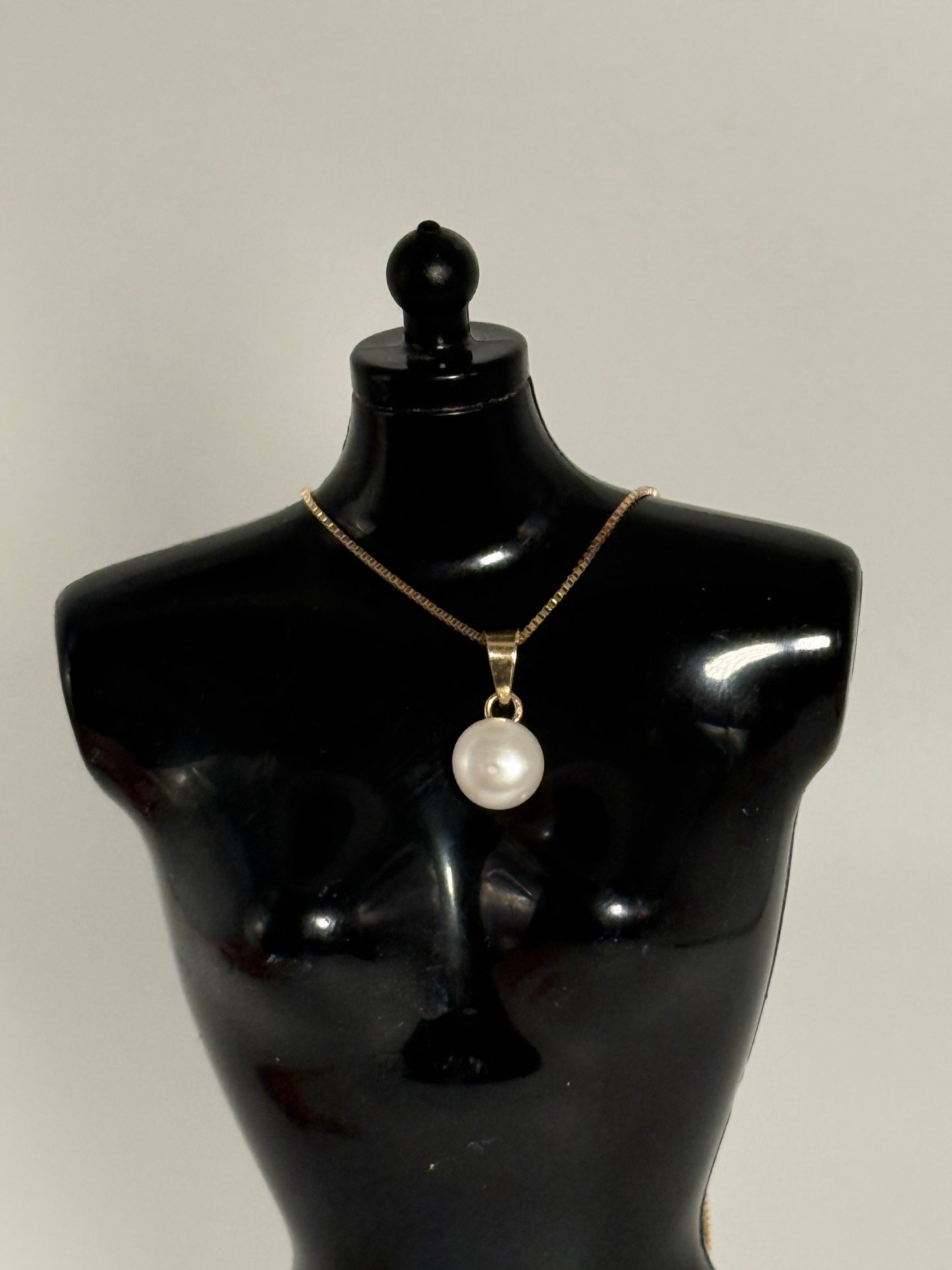 Dije de perla natural Oro 10k