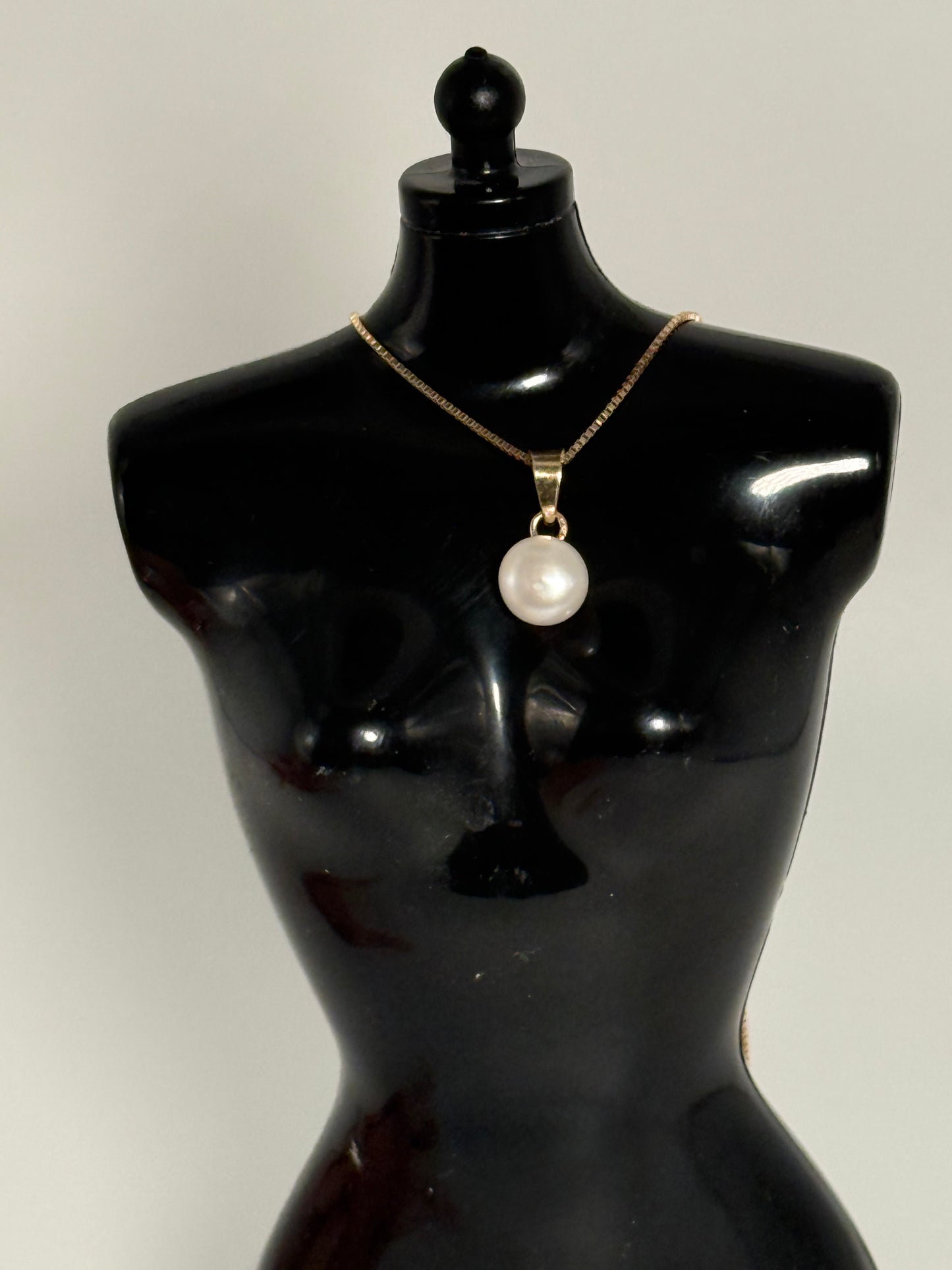 Dije de perla natural Oro 10k